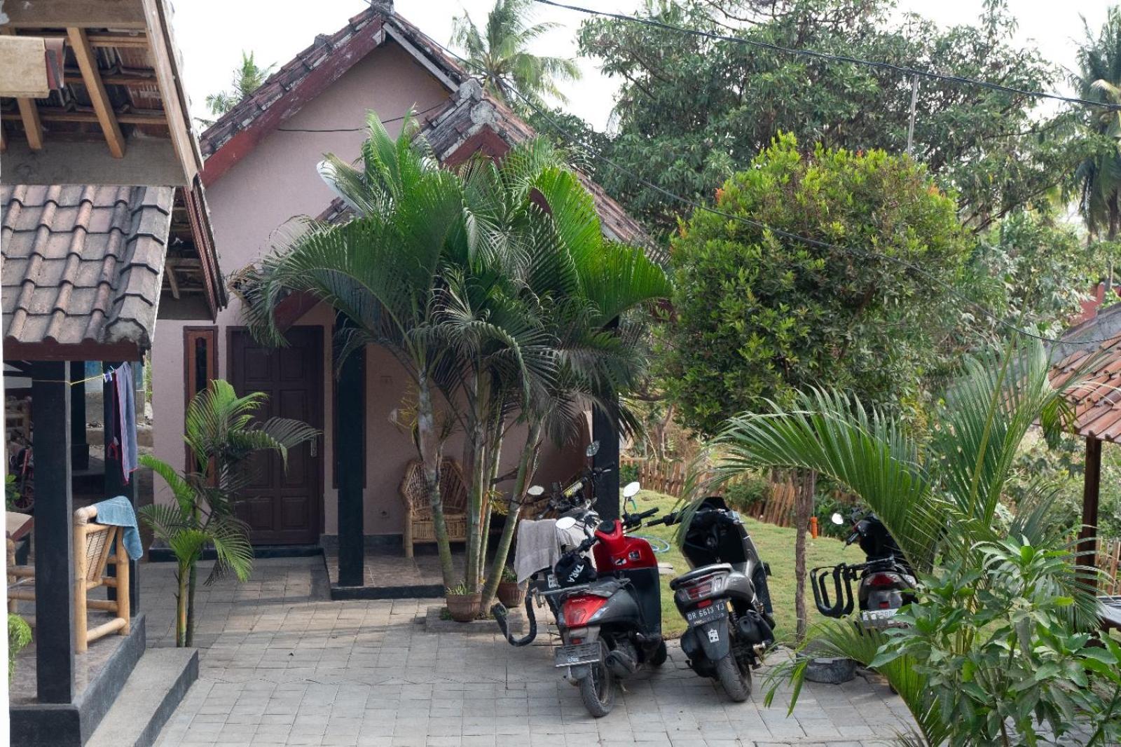 Gani Homestay Kuta  Luaran gambar