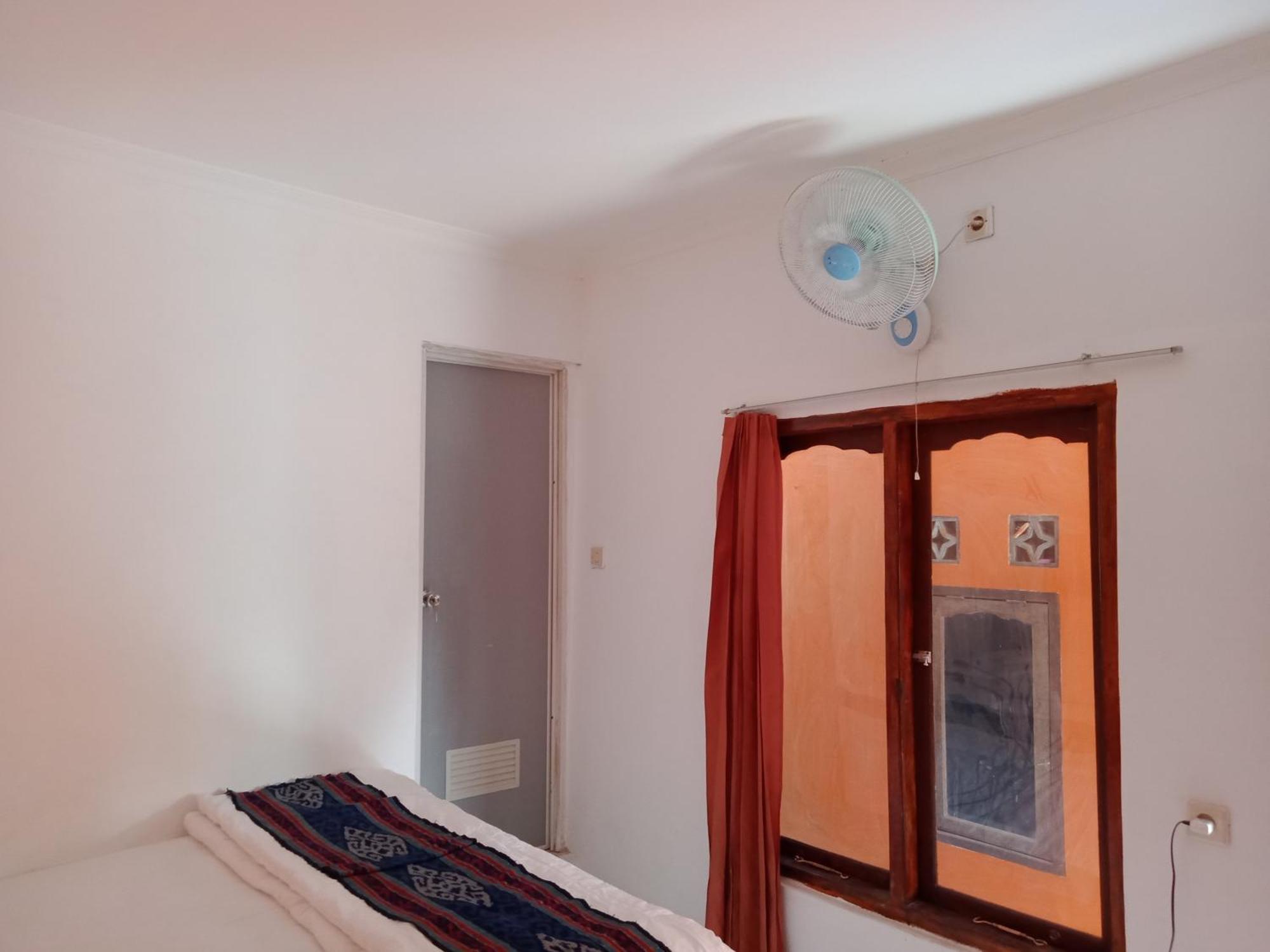 Gani Homestay Kuta  Bilik gambar